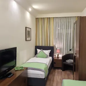 Auenwald Hotel Und Apartmenthaus Leipzig
